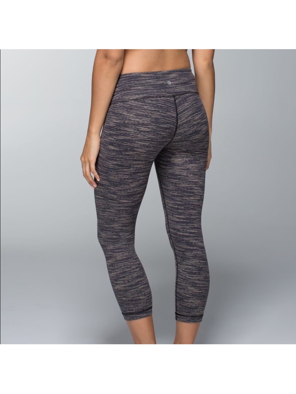 lululemon athletica Heathered Charcoal Gray Cropped Leggings